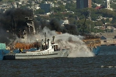 Uruguay bắt 2 thủy thủ Việt nghi gây cháy tàu Hàn