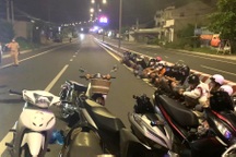 Bình Thuận: Lập rào chắn vây bắt nhóm "quái xế" náo loạn đường phố mùa dịch