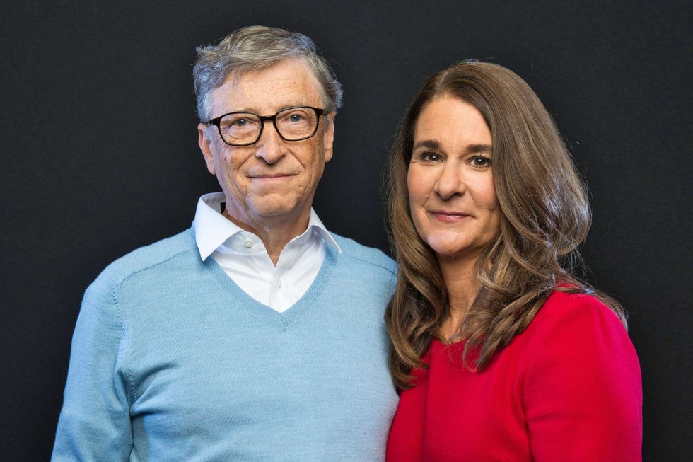 Bill Gates bị tố trăng hoa đến mức Microsoft phải đưa ra quy định đặc biệt - 3 Bill Gates bị tố trăng hoa đến mức Microsoft phải đưa ra quy định đặc biệt - 3