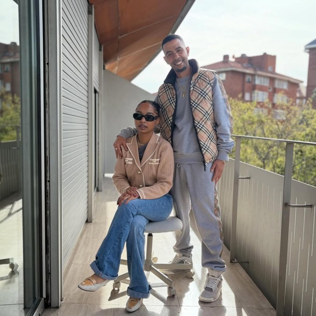 Bố của Yamal gây sốc khi đính hôn với bạn gái kém 12 tuổi - 1