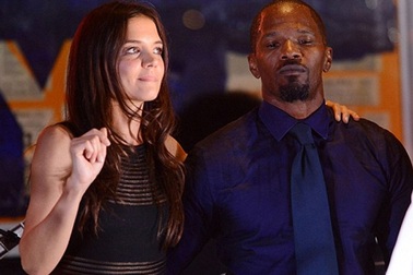 Katie Holmes đã bí mật hò hẹn 2 năm nay 