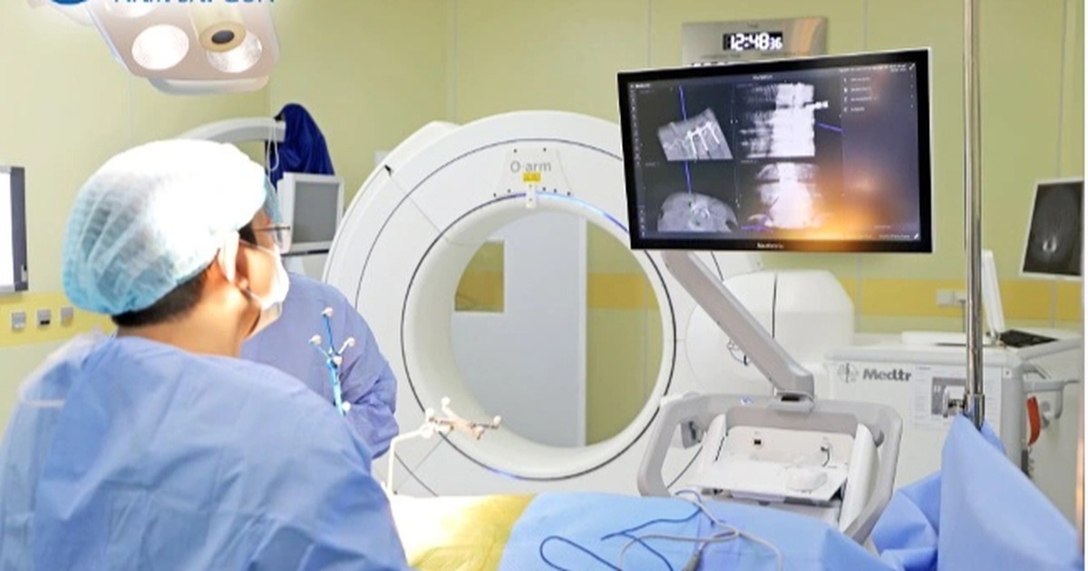 Ứng dụng công nghệ O-arm và định vị hình ảnh 3 chiều Navigation trong phẫu thuật cột sống