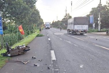 Va chạm ô tô tải, người đi xe máy ở Lâm Đồng tử vong