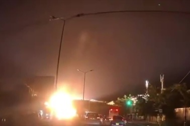 Trạm biến áp điện ở Huế phát nổ trong đêm