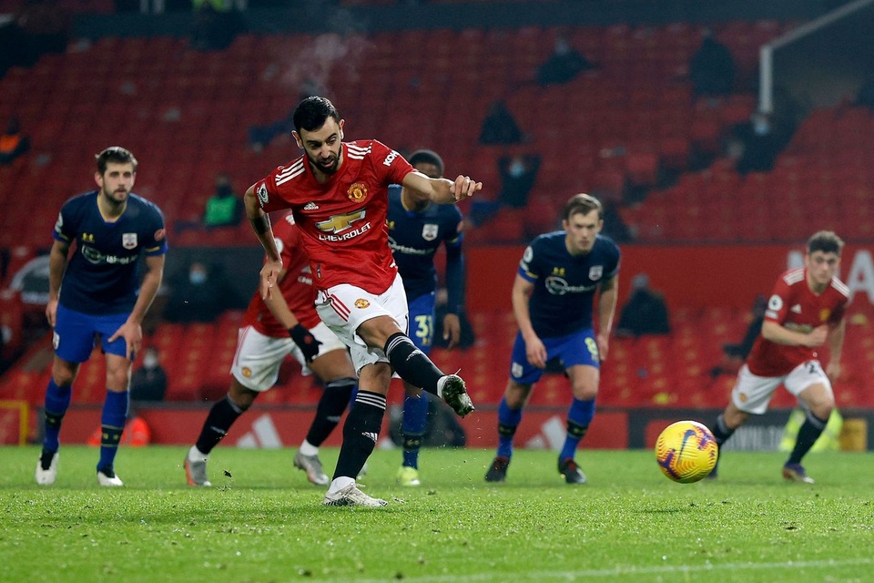 Man Utd chia 9 bàn thắng cho 9 cầu thủ của Southampton - 17 Man Utd chia 9 bàn thắng cho 9 cầu thủ của Southampton - 17