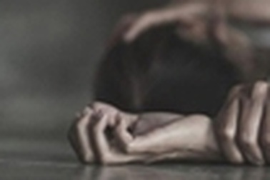 Nhờ bắt ghen, người phụ nữ bị cháu chồng cưỡng hiếp