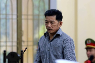 Tranh cãi chuyện mua bia hay rượu về đám giỗ, chồng đâm chết vợ