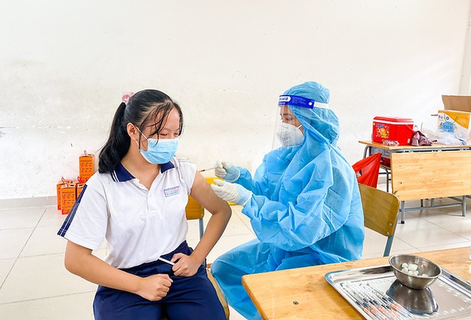 TP Hà Nội đã thực hiện tiêm 33.618 mũi vaccine Pfizer từ ngày 23/11 cho cho trẻ từ 15-17 tuổi.