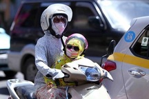 6 điều cha mẹ cần lưu ý để phòng bệnh do nắng nóng cho con