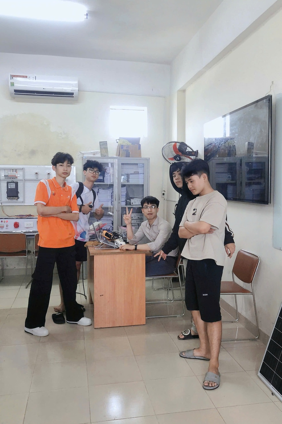 Chân dung phù thủy remix 20 tuổi đứng sau sự bùng nổ của hit 6 tỷ view - 3