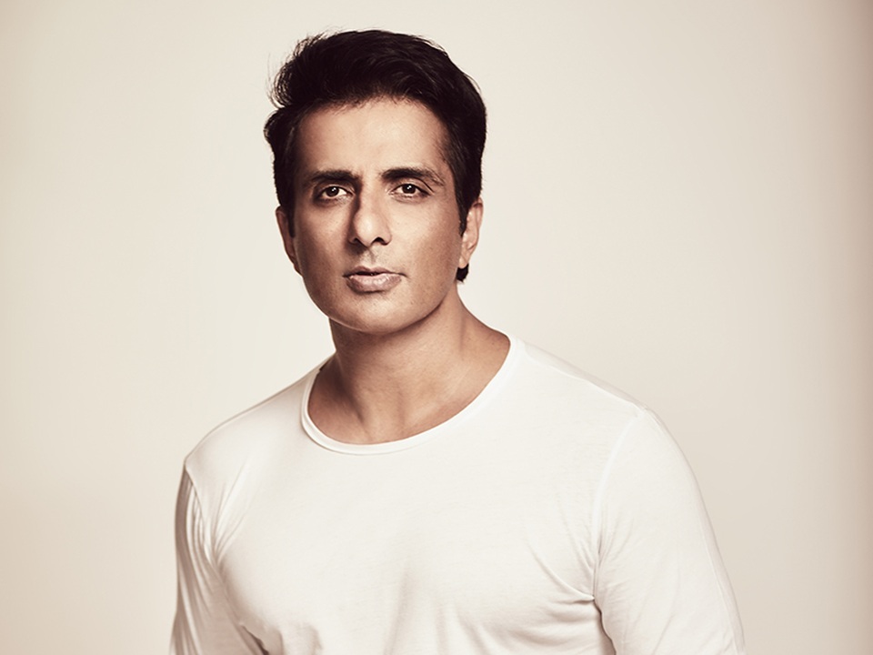 Nghĩa cử cao đẹp của sao Bollywood giữa đại dịch Covid-19 - 5 Nghĩa cử cao đẹp của sao Bollywood giữa đại dịch Covid-19 - 5