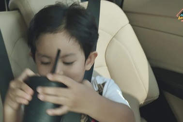 Biệt tài "nịnh" ba Hiển của Kubi