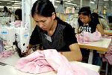 Lãi suất cho vay tăng "đổ vào đầu" doanh nghiệp