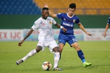 Tiến Linh lập công, B.Bình Dương lội ngược dòng đánh bại Quảng Nam