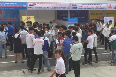 Bắc Ninh: Hơn 2.000 bạn trẻ tham gia Ngày hội việc làm thanh niên năm 2017