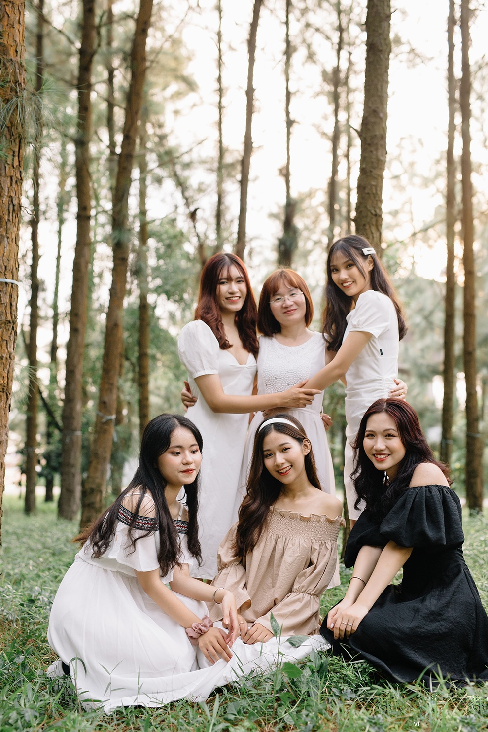 Ngắm ảnh kỷ yếu tinh khôi của thiên thần đồng phục Trường Lê Quý Đôn - 5 Ngắm ảnh kỷ yếu tinh khôi của thiên thần đồng phục Trường Lê Quý Đôn - 5