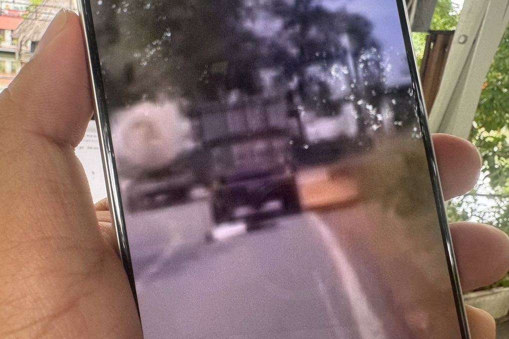 Tài xế ô tô tải nghi cán qua người đi bộ 2 lần gây tử vong ở Đồng Nai - 1