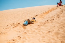 Khám phá 2 đồi cát đẹp như tranh, đứng góc nào cũng có ảnh đẹp