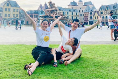 Hôn nhân hạnh phúc của "tiểu tam màn ảnh" và chồng hơn 9 tuổi