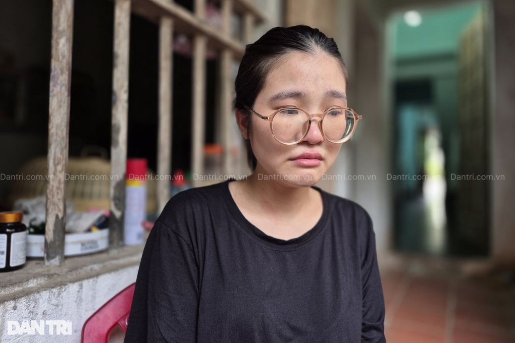 Bố trẻ nhìn con 8 tháng tuổi mắc bệnh hiểm nghèo: Mong con được sống! - 1 Bố trẻ nhìn con 8 tháng tuổi mắc bệnh hiểm nghèo: Mong con được sống! - 1
