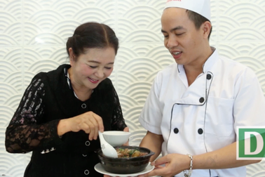 Bếp Ngon: NSƯT Thanh Loan vào bếp cùng món đuôi bò hầm thuốc bắc