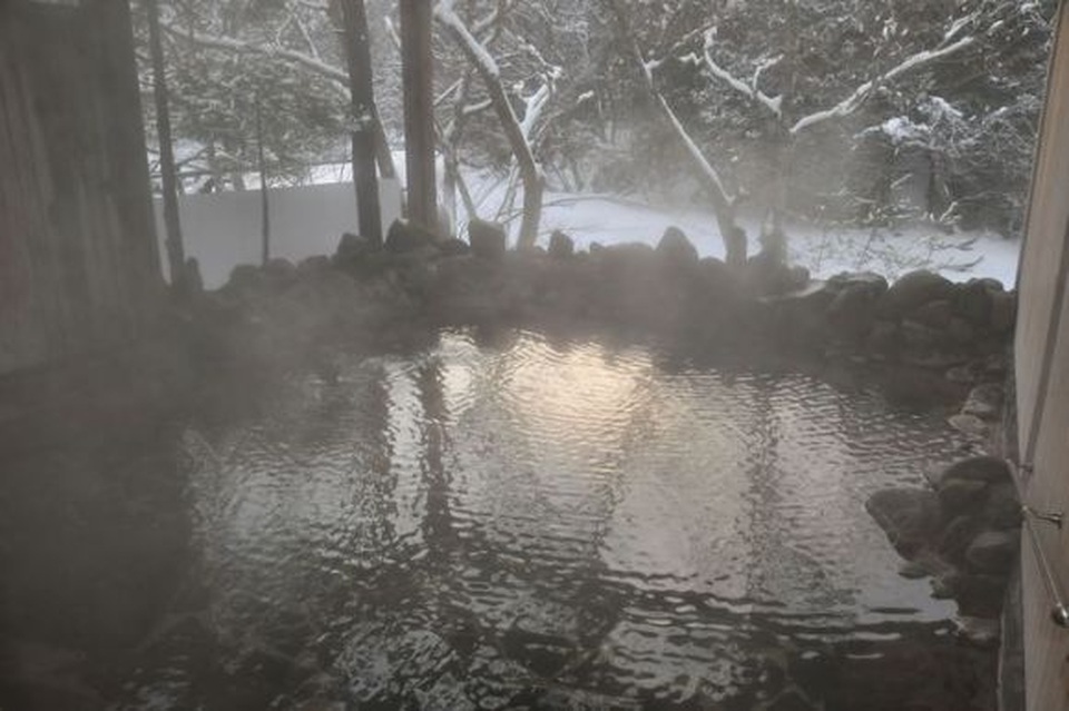 Vẻ đẹp onsen Nhật Bản trong tuyết mùa đông - 13 Vẻ đẹp onsen Nhật Bản trong tuyết mùa đông - 13