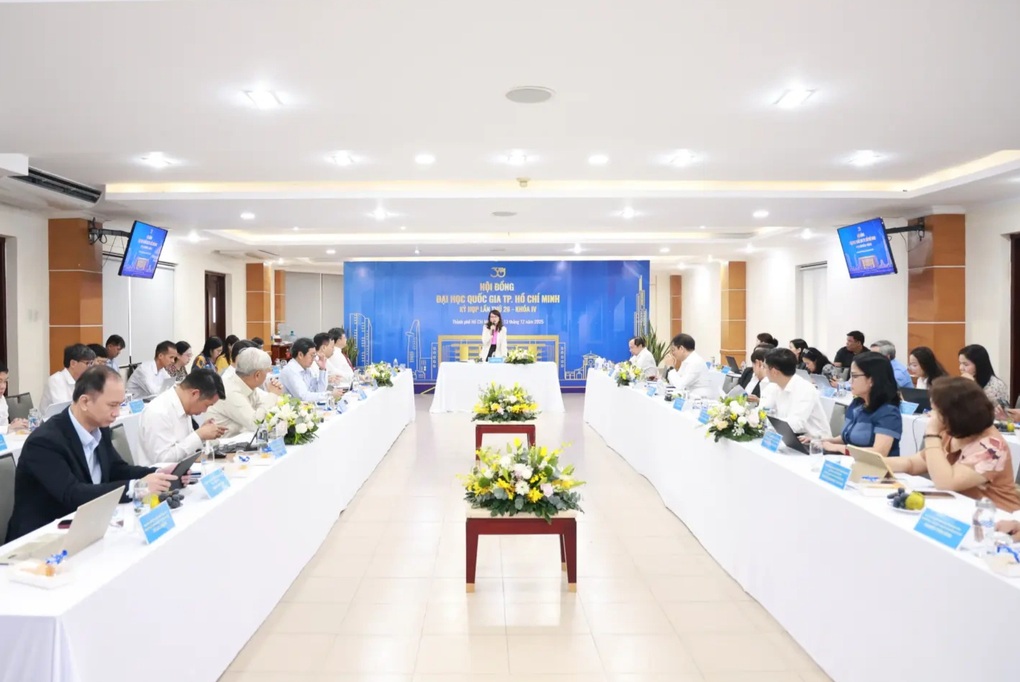 Den Schulrat abschaffen, stattdessen soll die Nationale Universität Ho-Chi-Minh-Stadt einen Beirat einrichten - 1 Bỏ hội đồng trường, đề xuất ĐH Quốc gia TPHCM thành lập hội đồng tư vấn - 1