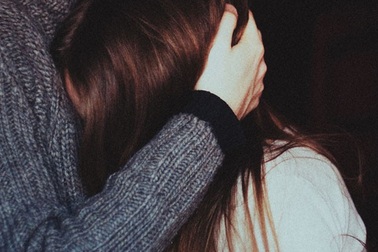 Là đàn ông, đừng làm phụ nữ khóc