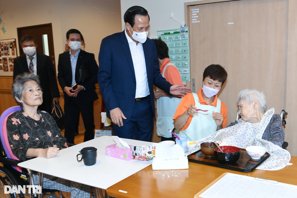 Bộ trưởng LĐ-TBXH kiểm tra công việc, đời sống của lao động Việt tại Nhật - 4 Bộ trưởng LĐ-TBXH kiểm tra công việc, đời sống của lao động Việt tại Nhật - 4