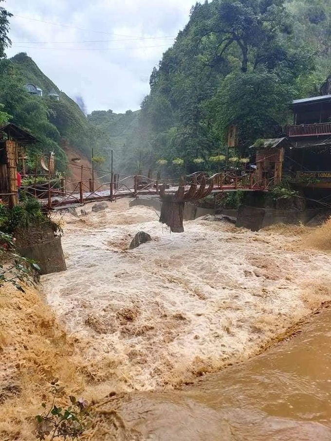 Khu du lịch Cát Cát Sa Pa tan hoang sau lũ quét - Ảnh 9.