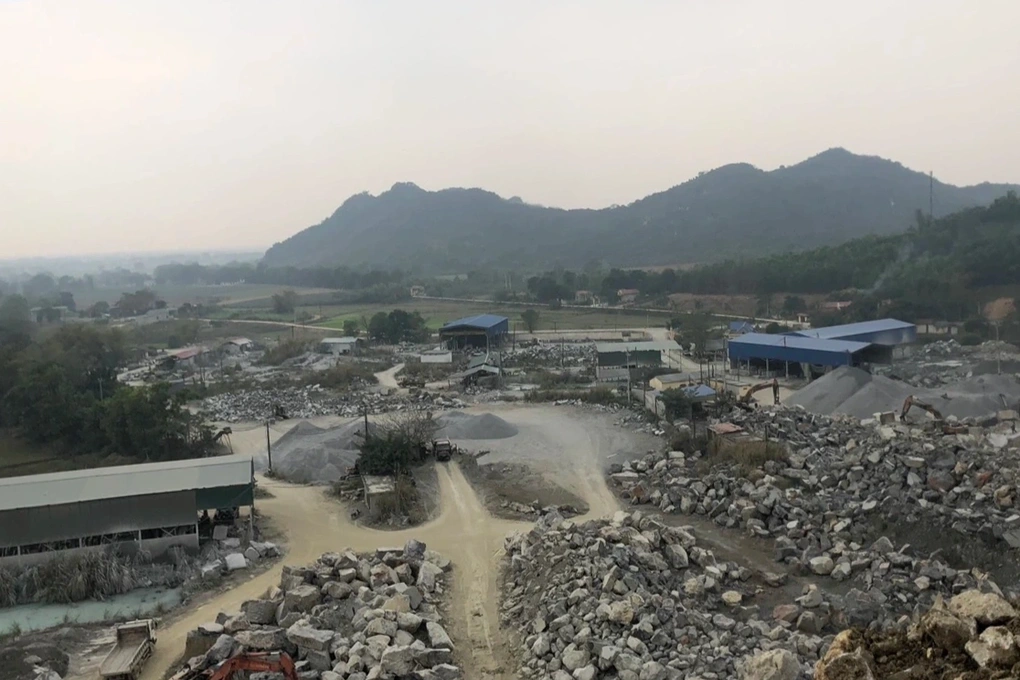 Khai thác đá sai quy định, một doanh nghiệp bị xử phạt 275 triệu đồng - 1 Khai thác đá sai quy định, một doanh nghiệp bị xử phạt 275 triệu đồng - 1