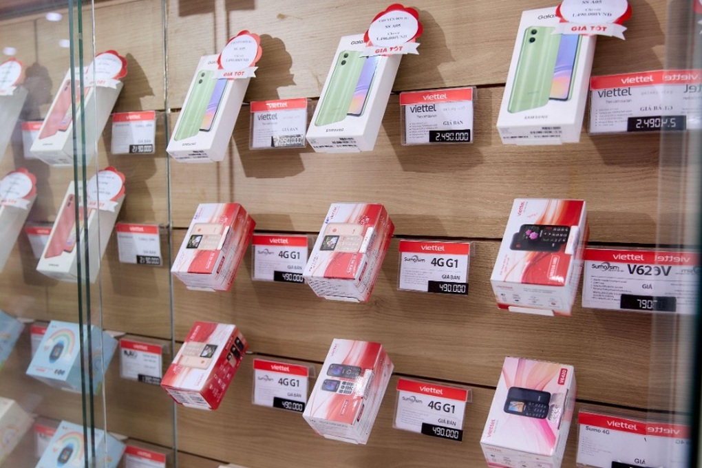 Dừng sóng 2G từ tháng 9, nhiều người dùng nâng cấp lên điện thoại 4G giá rẻ - 2 Dừng sóng 2G từ tháng 9, nhiều người dùng nâng cấp lên điện thoại 4G giá rẻ - 2