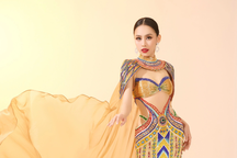 Chiếc váy nặng 20kg giúp Ngọc Hằng tỏa sáng tại Hoa hậu Liên lục địa 2023