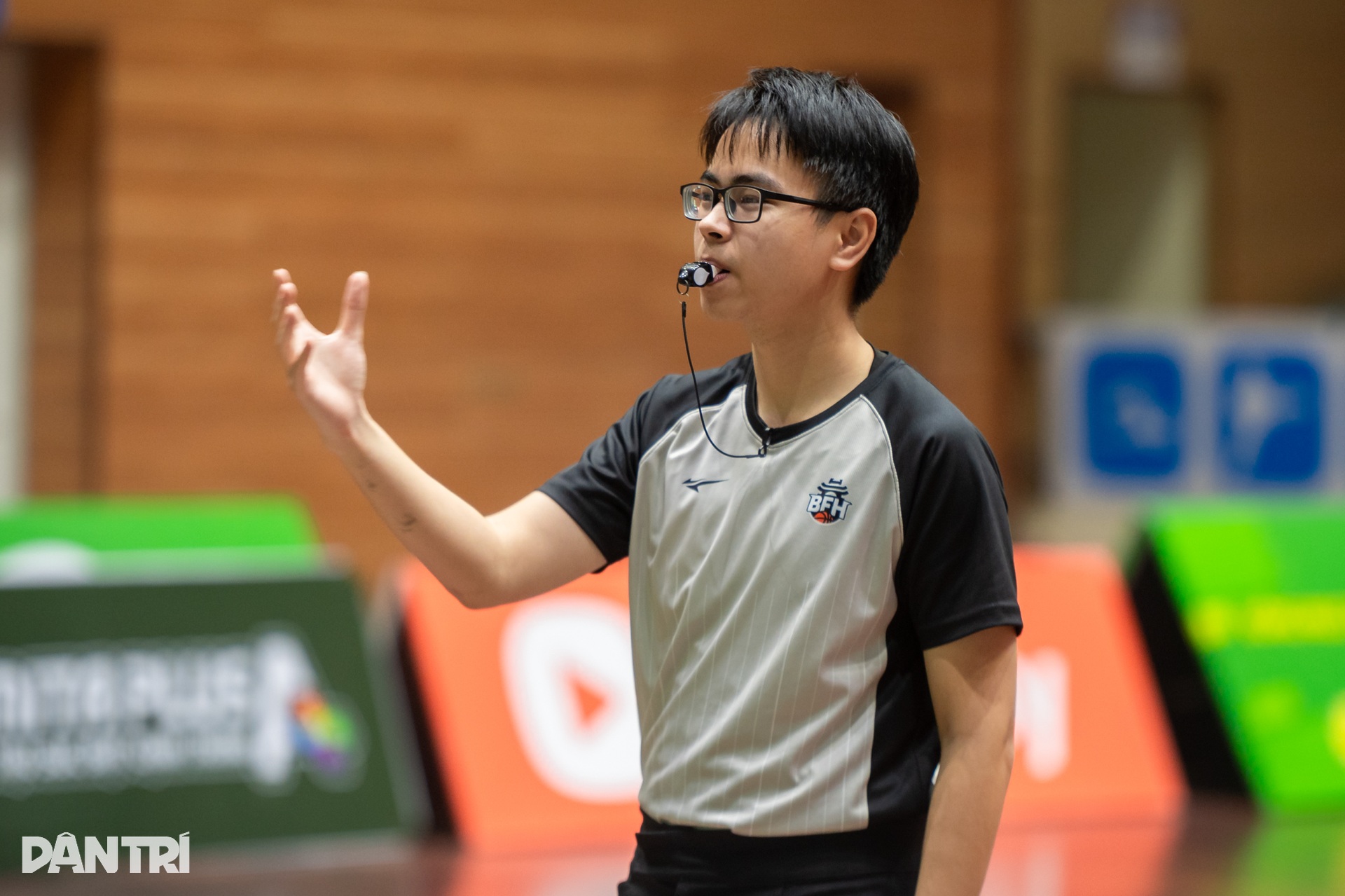 Một ngày làm trọng tài bóng rổ, họp CLB Shogi của quán quân Olympia 2019 - 4 Một ngày làm trọng tài bóng rổ, họp CLB Shogi của quán quân Olympia 2019 - 4