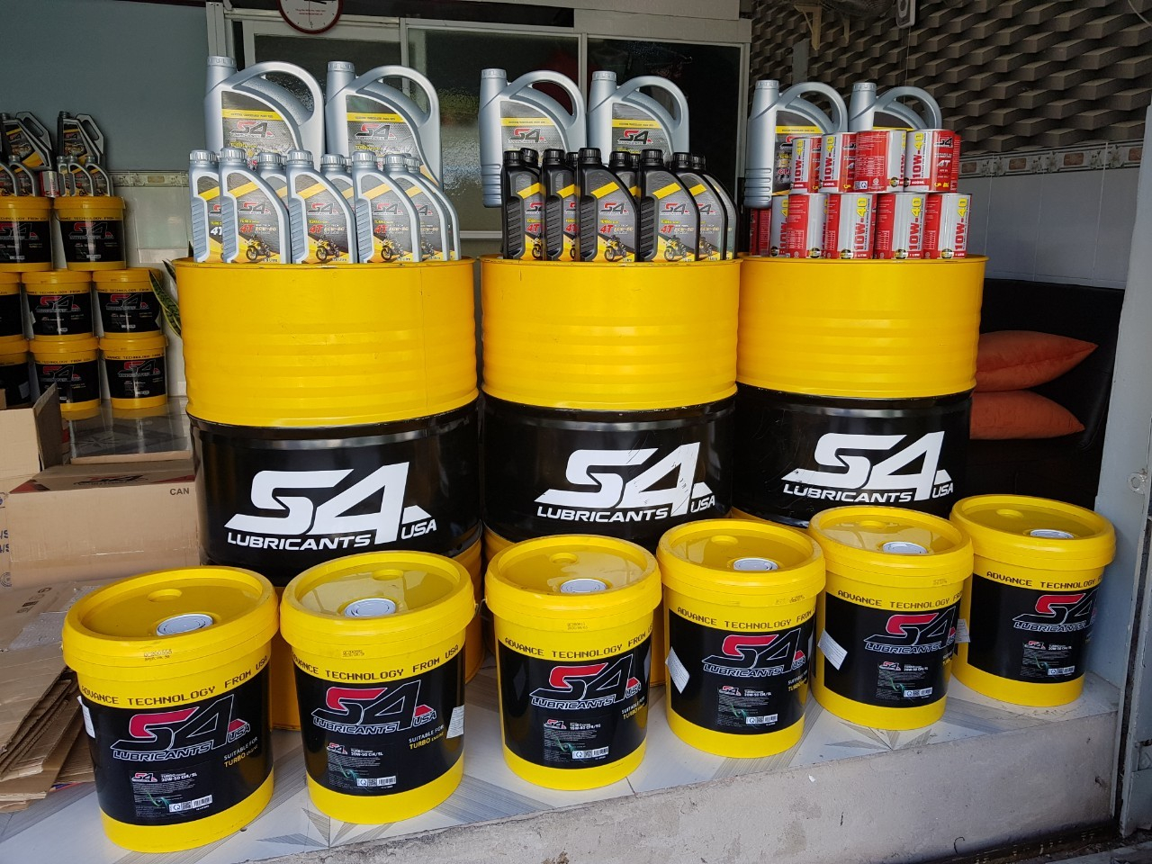 Dầu nhớt nhập khẩu S4: Sự lựa chọn an toàn cho ô tô, xe máy và các thiết bị máy móc công nghiệp - 3