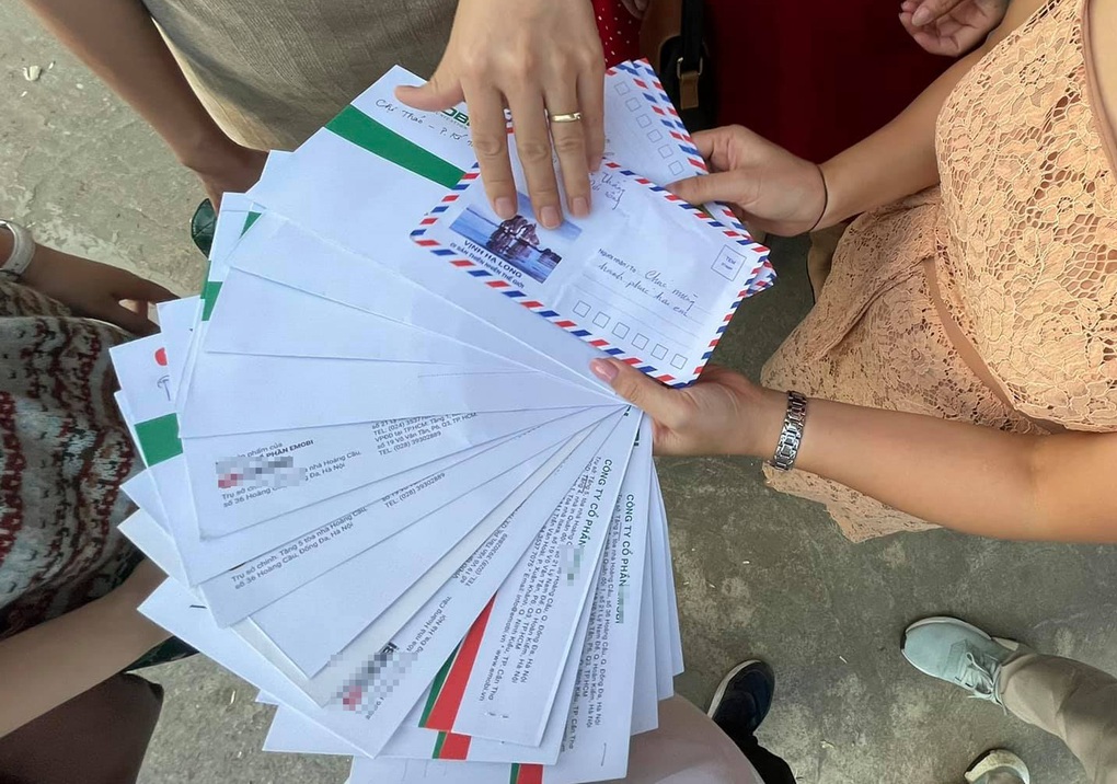 Bi hài mừng cưới: Tự trừ tiền cỗ, mừng tiền không tính trượt giá - 1 Bi hài mừng cưới: Tự trừ tiền cỗ, mừng tiền không tính trượt giá - 1