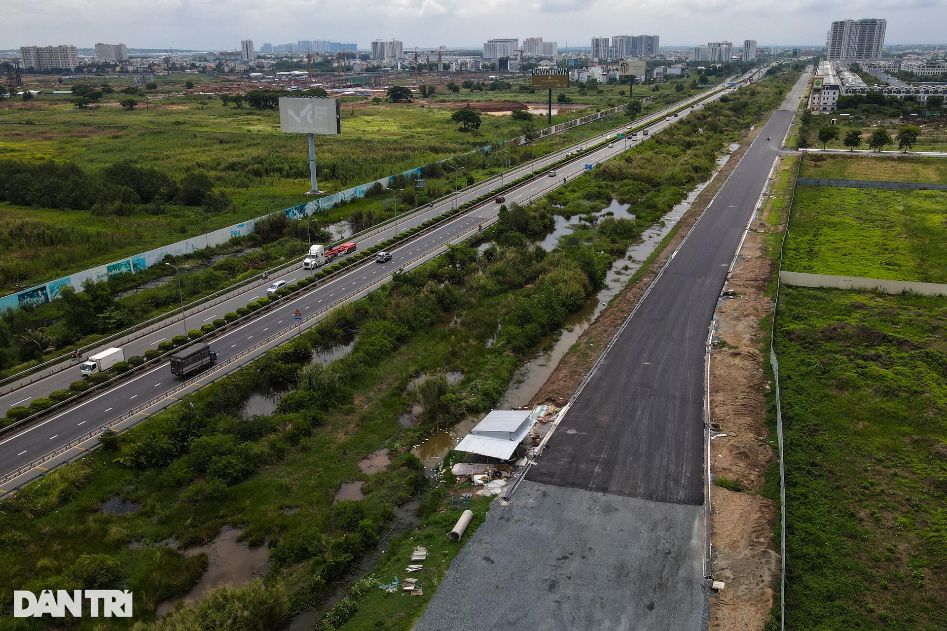 Cận cảnh 3,3km đường xây mãi chưa xong ở TPHCM - 2 Cận cảnh 3,3km đường xây mãi chưa xong ở TPHCM - 2