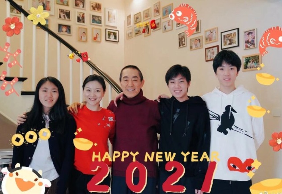 Yêu chiều vợ con như đạo diễn Trương Nghệ Mưu: 2 năm sắm 2 xế sang - 10 Yêu chiều vợ con như đạo diễn Trương Nghệ Mưu: 2 năm sắm 2 xế sang - 10