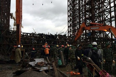 Thủ tướng gửi công điện yêu cầu làm rõ nguyên nhân sập giàn giáo