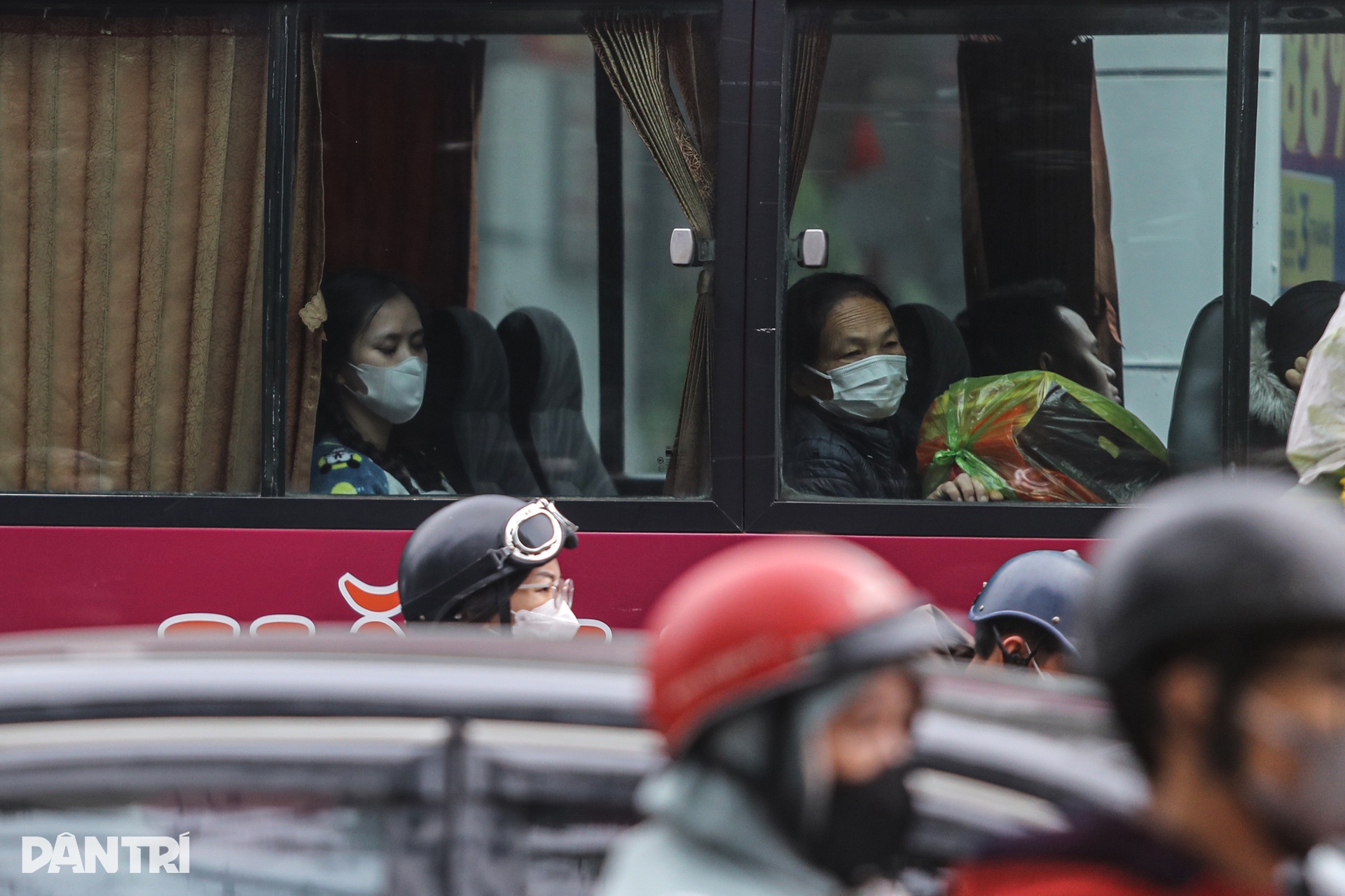 Hà Nội: Giao thông hỗn loạn, kẹt gần 5km trên đại lộ Thăng Long - 10