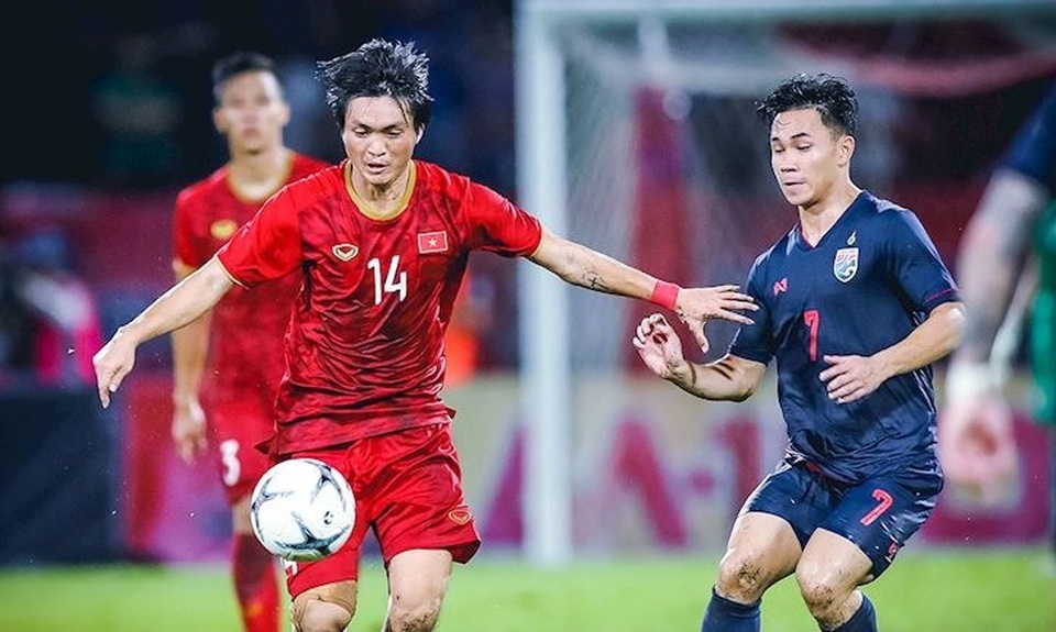 Hạn chế số lượng tiền đạo ngoại tại V-League: Nguy cơ phản chuyên nghiệp - 1 Hạn chế số lượng tiền đạo ngoại tại V-League: Nguy cơ phản chuyên nghiệp - 1