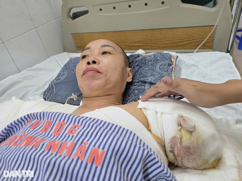 Bạn đọc giúp đỡ người mẹ bị bỏng nặng, mở ra hy vọng cho gia đình nghèo khó - 2 Bạn đọc giúp đỡ người mẹ bị bỏng nặng, mở ra hy vọng cho gia đình nghèo khó - 2