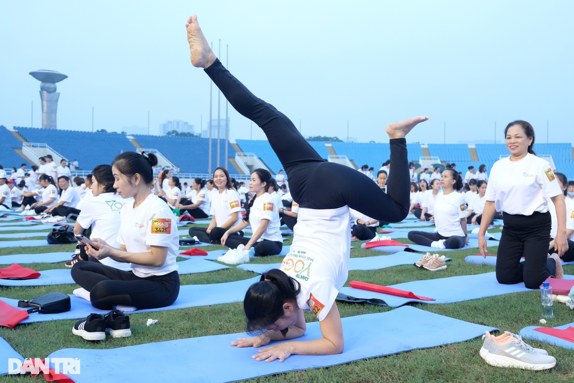 Nhìn lại hành trình ngày hội yoga lớn nhất Việt Nam, 2 màn đồng diễn kỷ lục - 9 Nhìn lại hành trình ngày hội yoga lớn nhất Việt Nam, 2 màn đồng diễn kỷ lục - 9