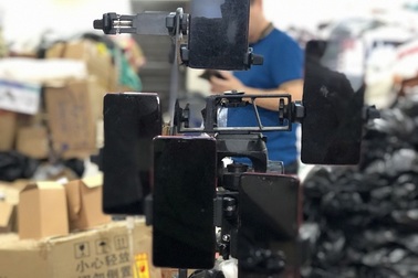 "Sốt" livestream bán hàng trên mạng: Một vốn, bốn lời!