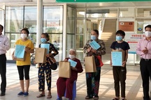 Cụ bà 100 tuổi mắc Covid-19 ở Quảng Nam ra viện