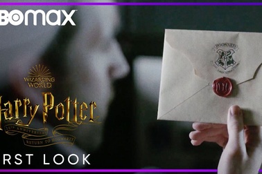 Teaser giới thiệu cuộc hội ngộ "Return to Hogwarts" (Quay về Hogwarts)