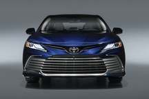 Toyota Camry 2021 có gì mới?