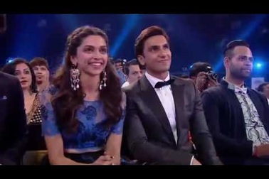 Shraddha Kapoor trình diễn lôi cuốn