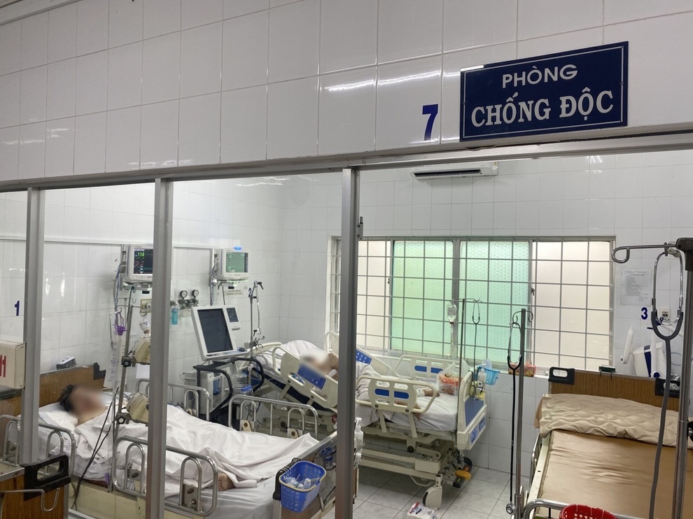 Ở nhà quá lâu vì Covid-19, người phụ nữ uống 300 viên thuốc ngủ nguy kịch - 2 Ở nhà quá lâu vì Covid-19, người phụ nữ uống 300 viên thuốc ngủ nguy kịch - 2