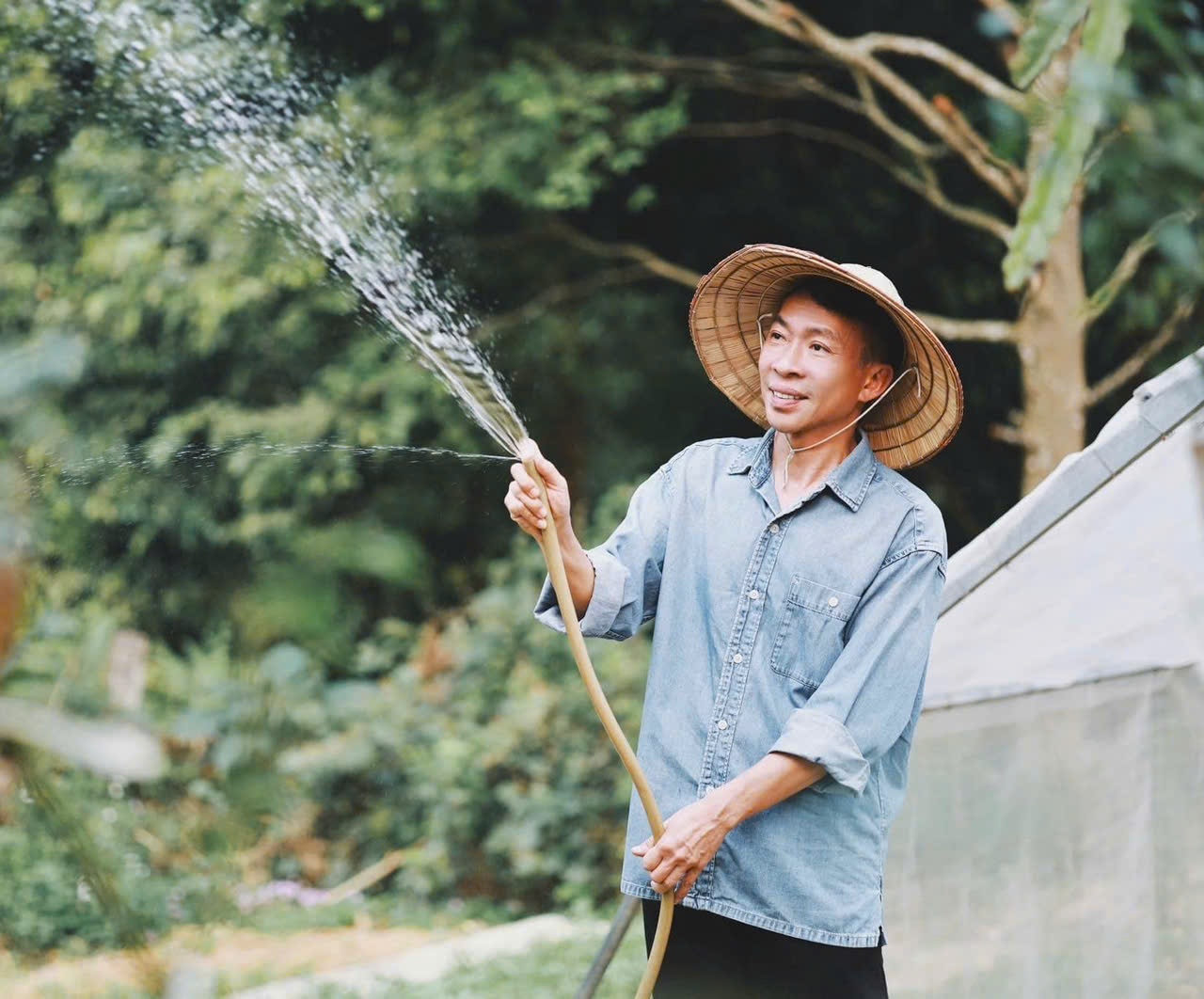 NSƯT Việt Hoàn tuổi 59: Nếu gặp người phù hợp, tôi sẽ kết hôn lần nữa - 2